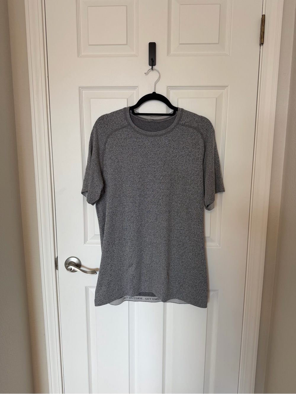 Lululemon Men's Shirt, L